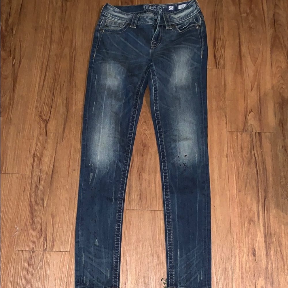 Miss me jeans like new.